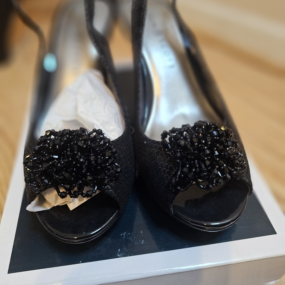Karen Scott Black Heels